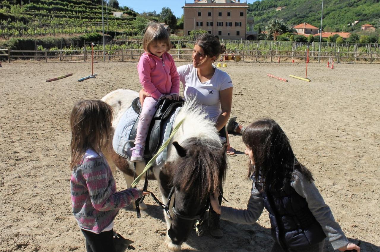 Il Villaggio Di Giuele Finale Ligure Buitenkant foto